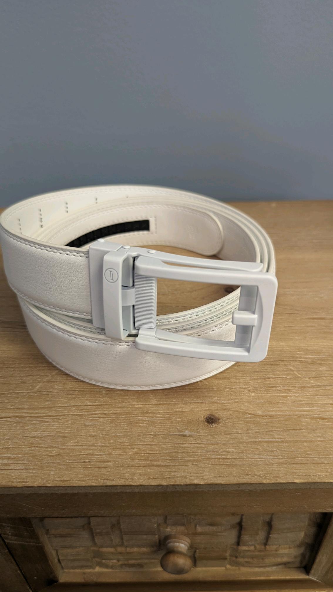 Ratchet belt-Traditional buckle in White