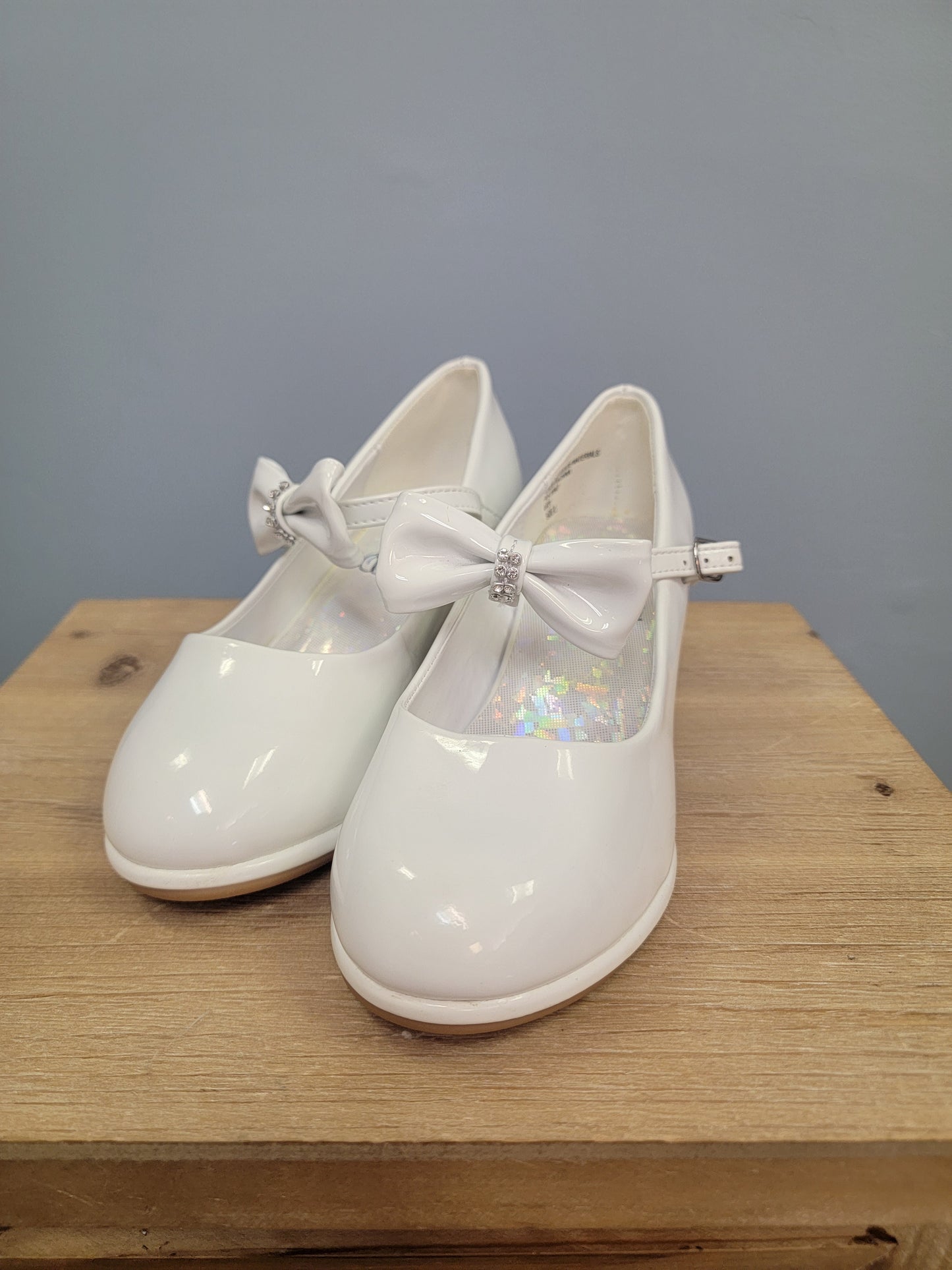 girls white heels with strap and bow