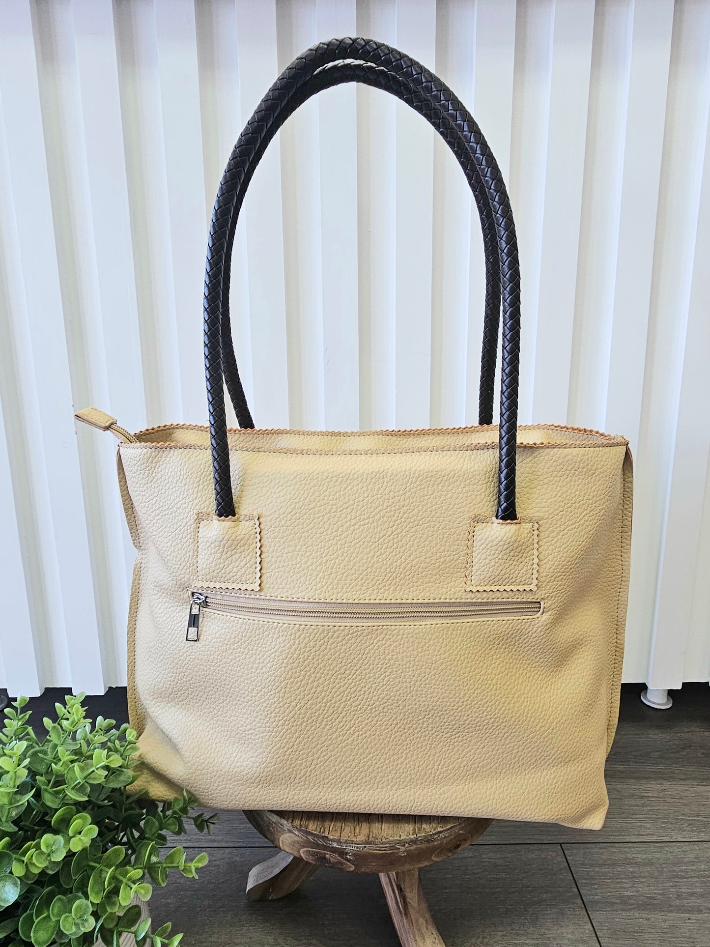 Flower Tote-Tan