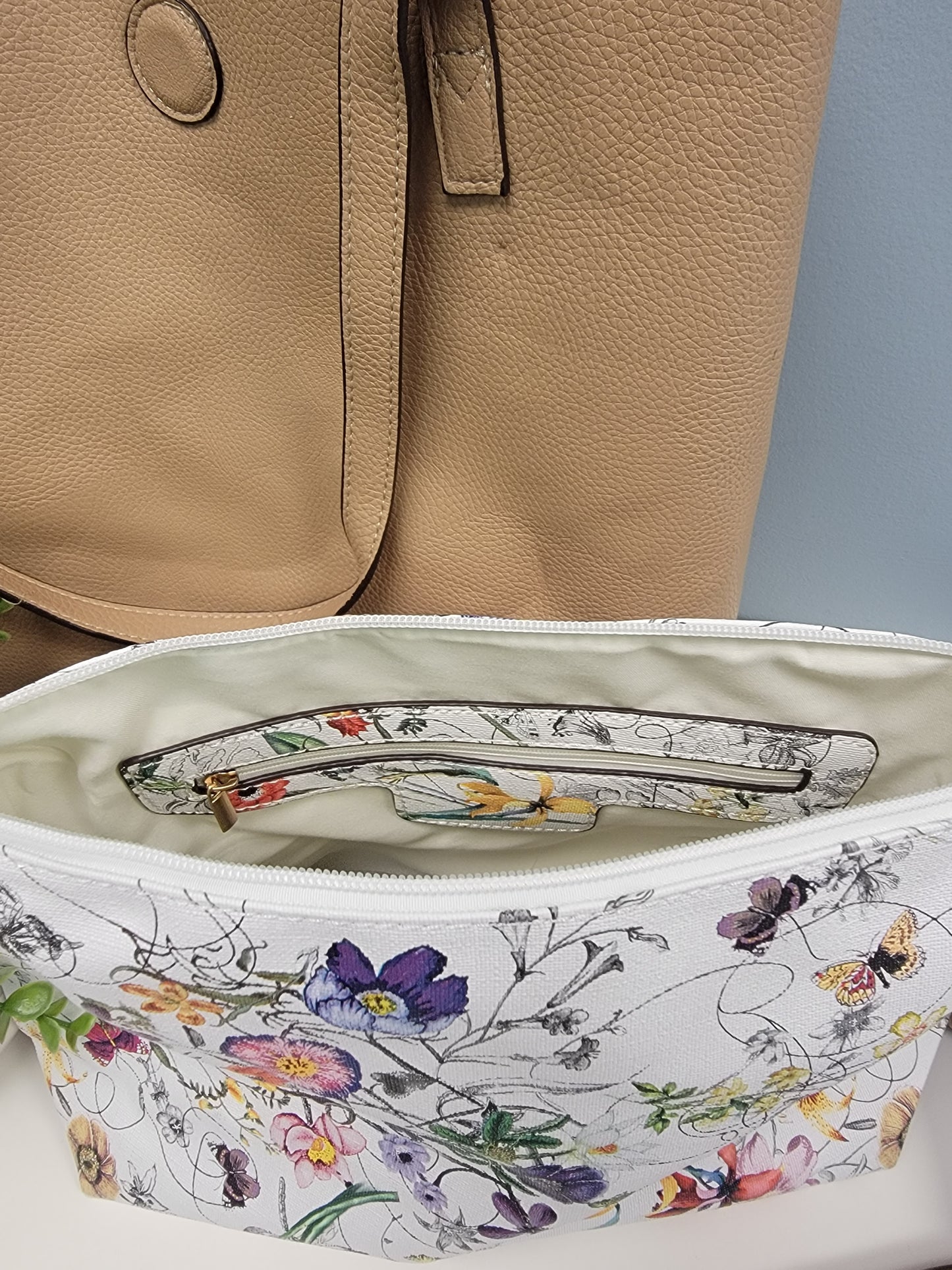 Reversable Tote White/Tan